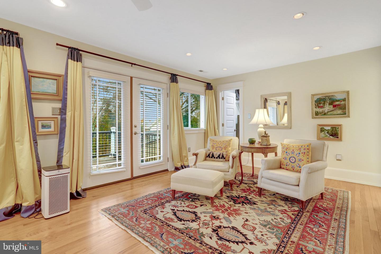 2515 N PERSHING DR, ARLINGTON, Virginia 22201, 3 Bedrooms Bedrooms, ,3 BathroomsBathrooms,Residential,For sale,2515 N PERSHING DR,VAAR2069286 MLS # VAAR2069286