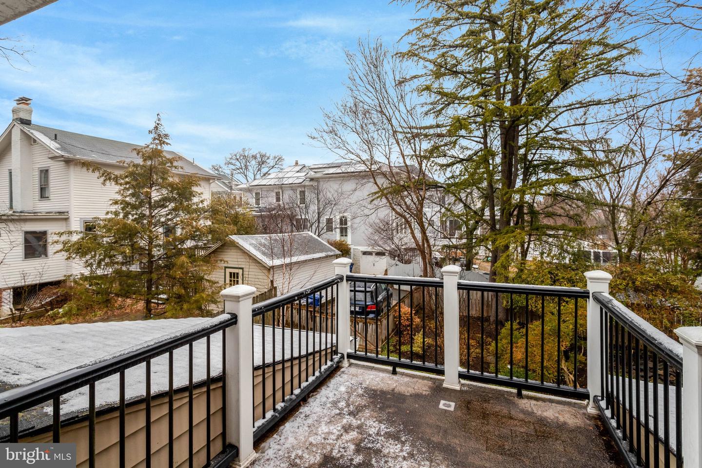 2515 N PERSHING DR, ARLINGTON, Virginia 22201, 3 Bedrooms Bedrooms, ,3 BathroomsBathrooms,Residential,For sale,2515 N PERSHING DR,VAAR2069286 MLS # VAAR2069286