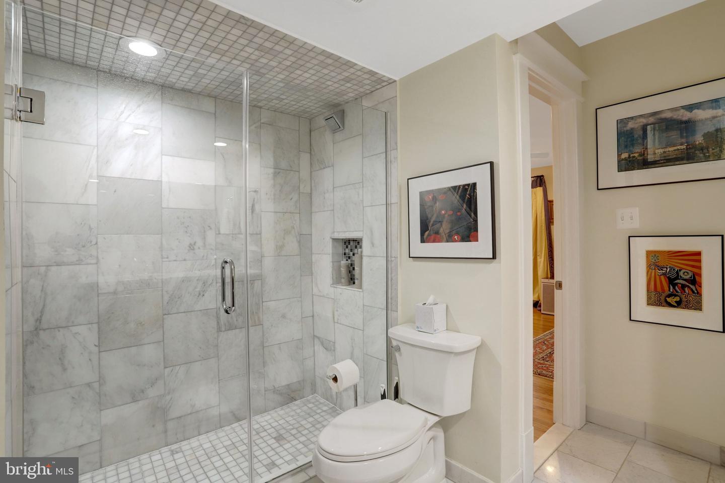 2515 N PERSHING DR, ARLINGTON, Virginia 22201, 3 Bedrooms Bedrooms, ,3 BathroomsBathrooms,Residential,For sale,2515 N PERSHING DR,VAAR2069286 MLS # VAAR2069286