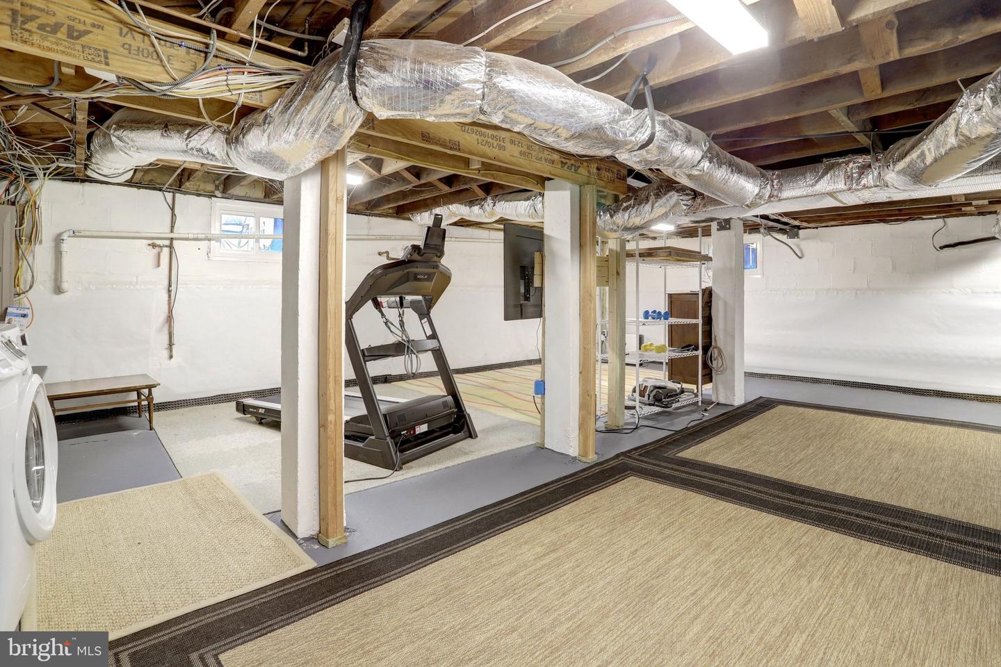 2515 N PERSHING DR, ARLINGTON, Virginia 22201, 3 Bedrooms Bedrooms, ,3 BathroomsBathrooms,Residential,For sale,2515 N PERSHING DR,VAAR2069286 MLS # VAAR2069286