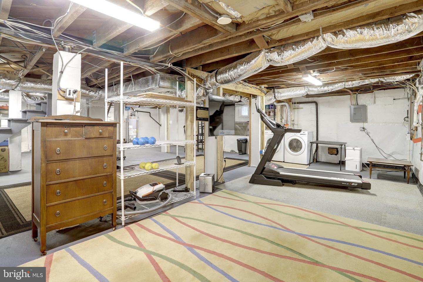 2515 N PERSHING DR, ARLINGTON, Virginia 22201, 3 Bedrooms Bedrooms, ,3 BathroomsBathrooms,Residential,For sale,2515 N PERSHING DR,VAAR2069286 MLS # VAAR2069286