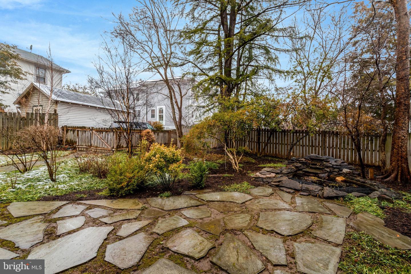 2515 N PERSHING DR, ARLINGTON, Virginia 22201, 3 Bedrooms Bedrooms, ,3 BathroomsBathrooms,Residential,For sale,2515 N PERSHING DR,VAAR2069286 MLS # VAAR2069286