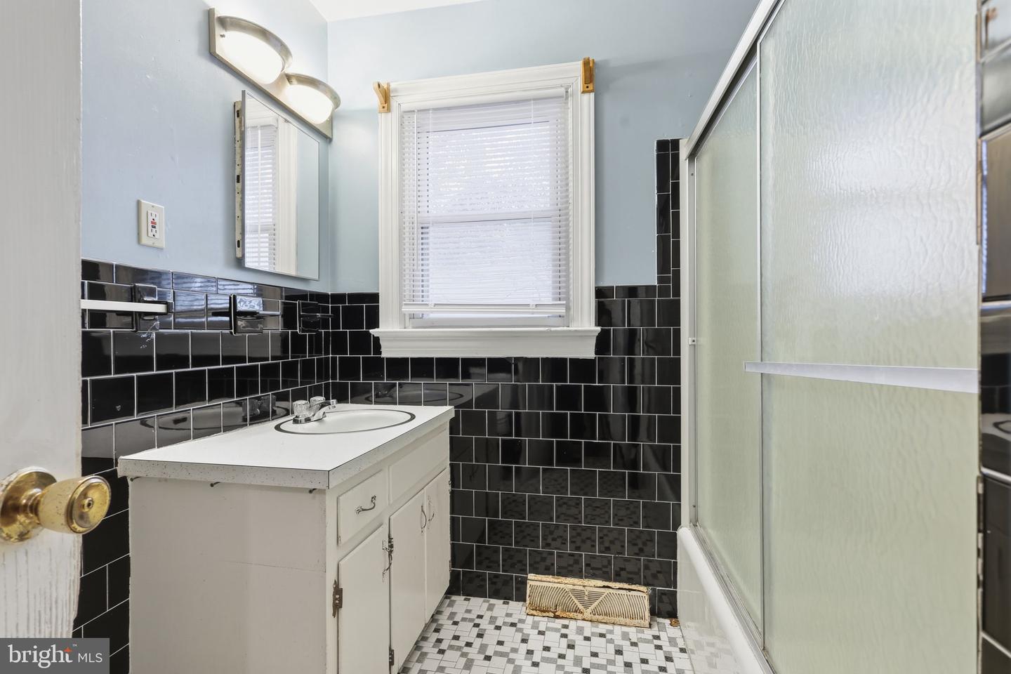 1007 MANNING DR, FREDERICKSBURG, Virginia 22405, 2 Bedrooms Bedrooms, ,1 BathroomBathrooms,Residential,For sale,1007 MANNING DR,VAST2046454 MLS # VAST2046454