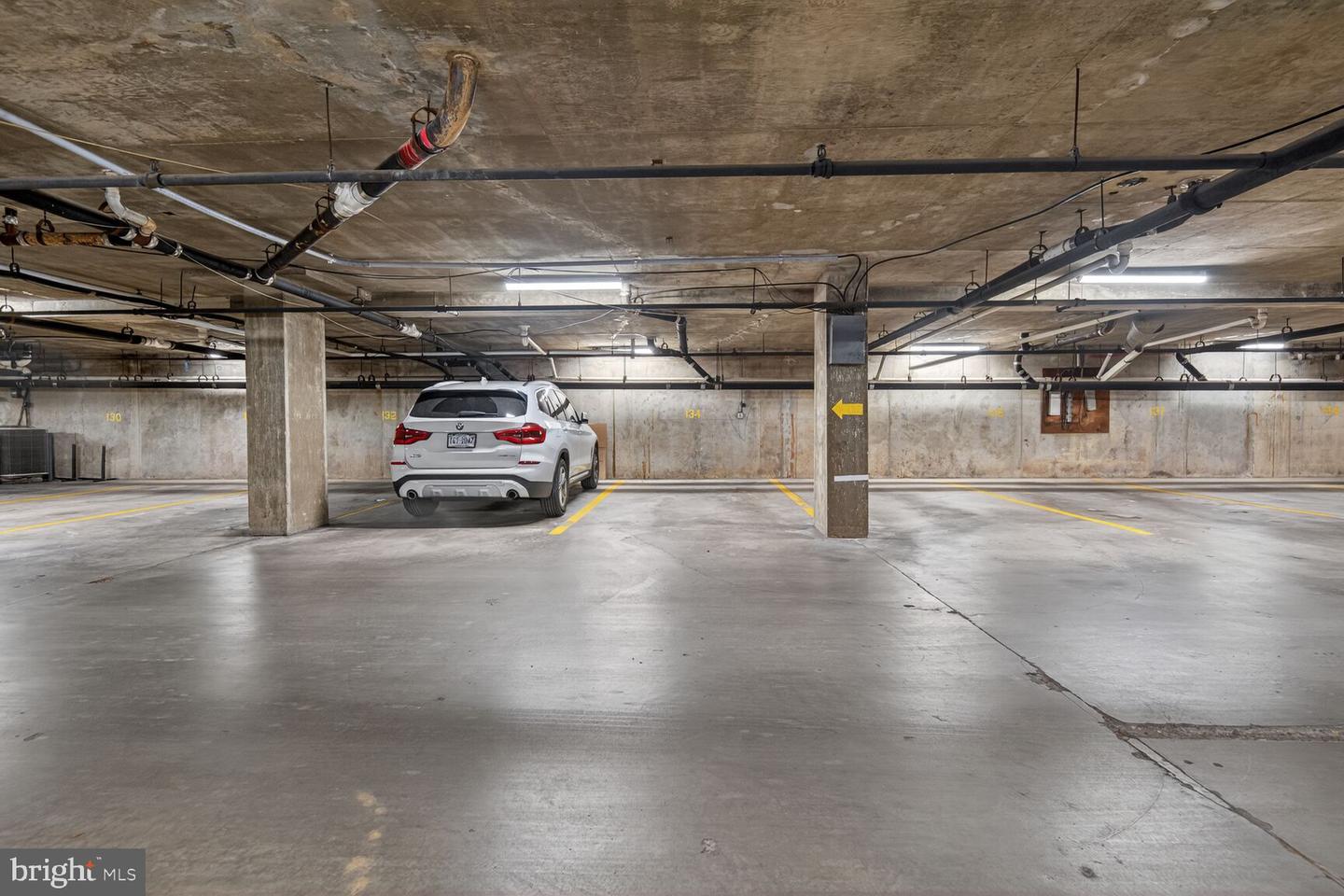 1018 N ROYAL ST, ALEXANDRIA, Virginia 22314, 3 Bedrooms Bedrooms, 6 Rooms Rooms,2 BathroomsBathrooms,Residential,For sale,1018 N ROYAL ST,VAAX2054498 MLS # VAAX2054498