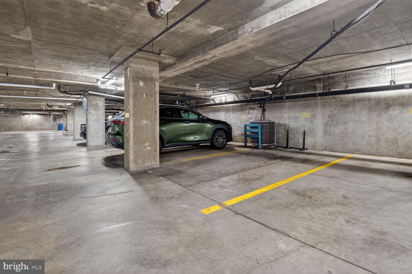 1018 N ROYAL ST, ALEXANDRIA, Virginia 22314, 3 Bedrooms Bedrooms, 6 Rooms Rooms,2 BathroomsBathrooms,Residential,For sale,1018 N ROYAL ST,VAAX2054498 MLS # VAAX2054498