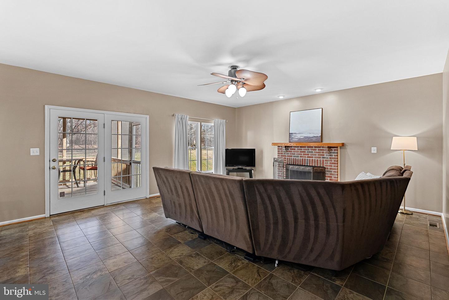 919 RHONDA PL SE, LEESBURG, Virginia 20175, 4 Bedrooms Bedrooms, ,4 BathroomsBathrooms,Residential,For sale,919 RHONDA PL SE,VALO2116704 MLS # VALO2116704