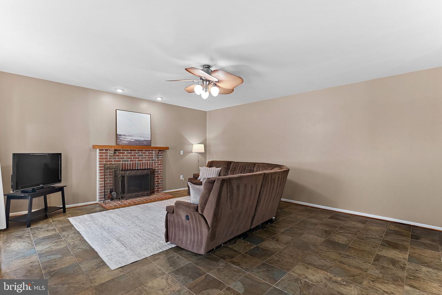 919 RHONDA PL SE, LEESBURG, Virginia 20175, 4 Bedrooms Bedrooms, ,4 BathroomsBathrooms,Residential,For sale,919 RHONDA PL SE,VALO2116704 MLS # VALO2116704