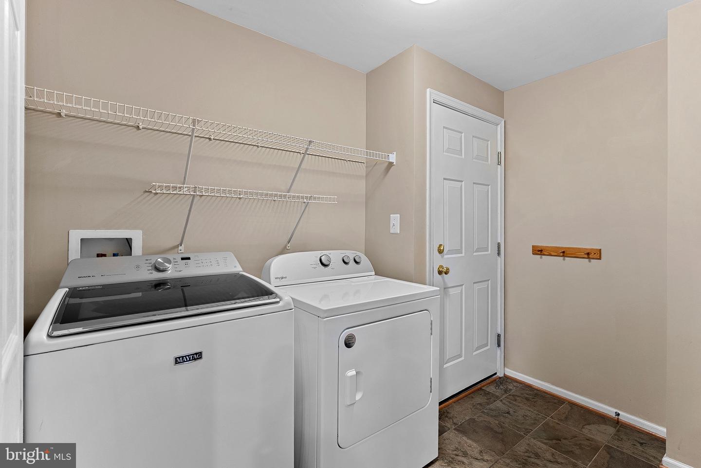 919 RHONDA PL SE, LEESBURG, Virginia 20175, 4 Bedrooms Bedrooms, ,4 BathroomsBathrooms,Residential,For sale,919 RHONDA PL SE,VALO2116704 MLS # VALO2116704