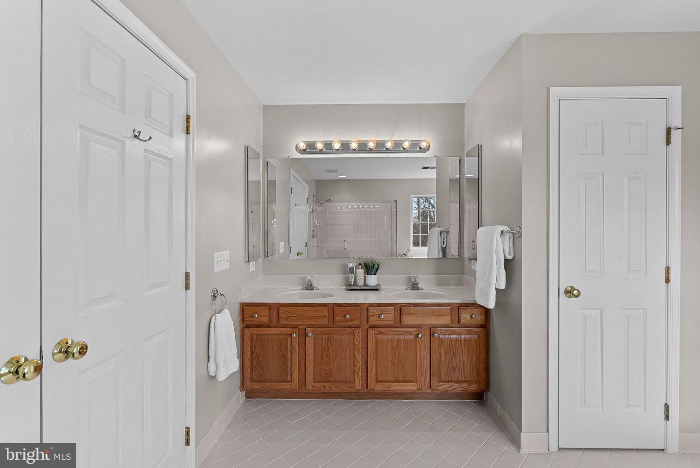 919 RHONDA PL SE, LEESBURG, Virginia 20175, 4 Bedrooms Bedrooms, ,4 BathroomsBathrooms,Residential,For sale,919 RHONDA PL SE,VALO2116704 MLS # VALO2116704