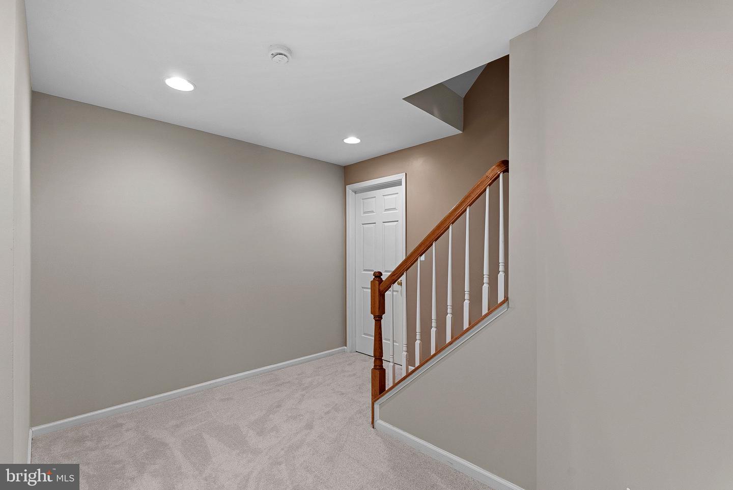 919 RHONDA PL SE, LEESBURG, Virginia 20175, 4 Bedrooms Bedrooms, ,4 BathroomsBathrooms,Residential,For sale,919 RHONDA PL SE,VALO2116704 MLS # VALO2116704