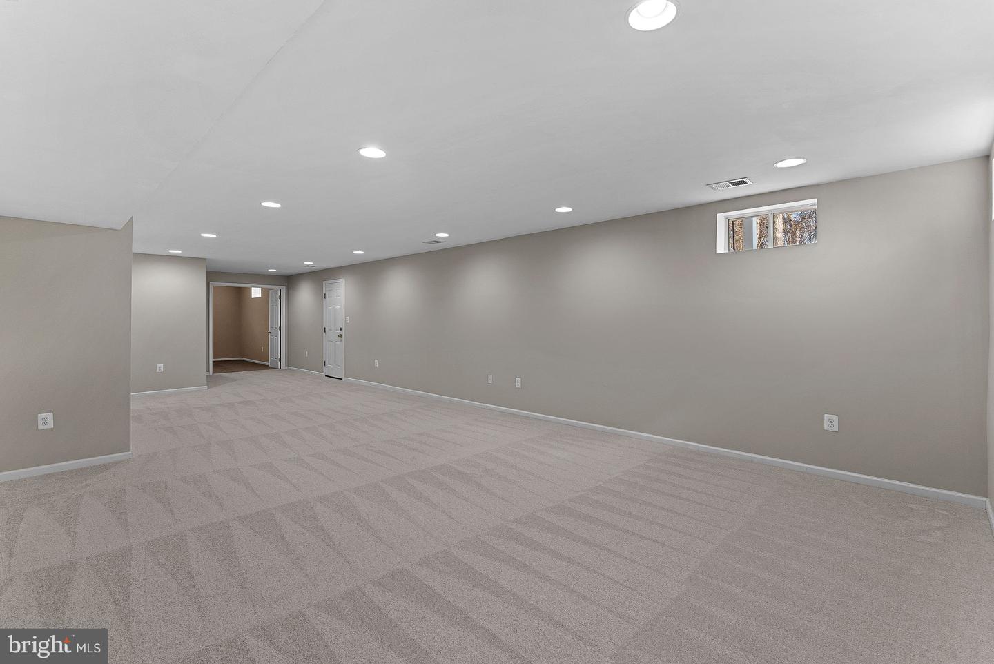 919 RHONDA PL SE, LEESBURG, Virginia 20175, 4 Bedrooms Bedrooms, ,4 BathroomsBathrooms,Residential,For sale,919 RHONDA PL SE,VALO2116704 MLS # VALO2116704