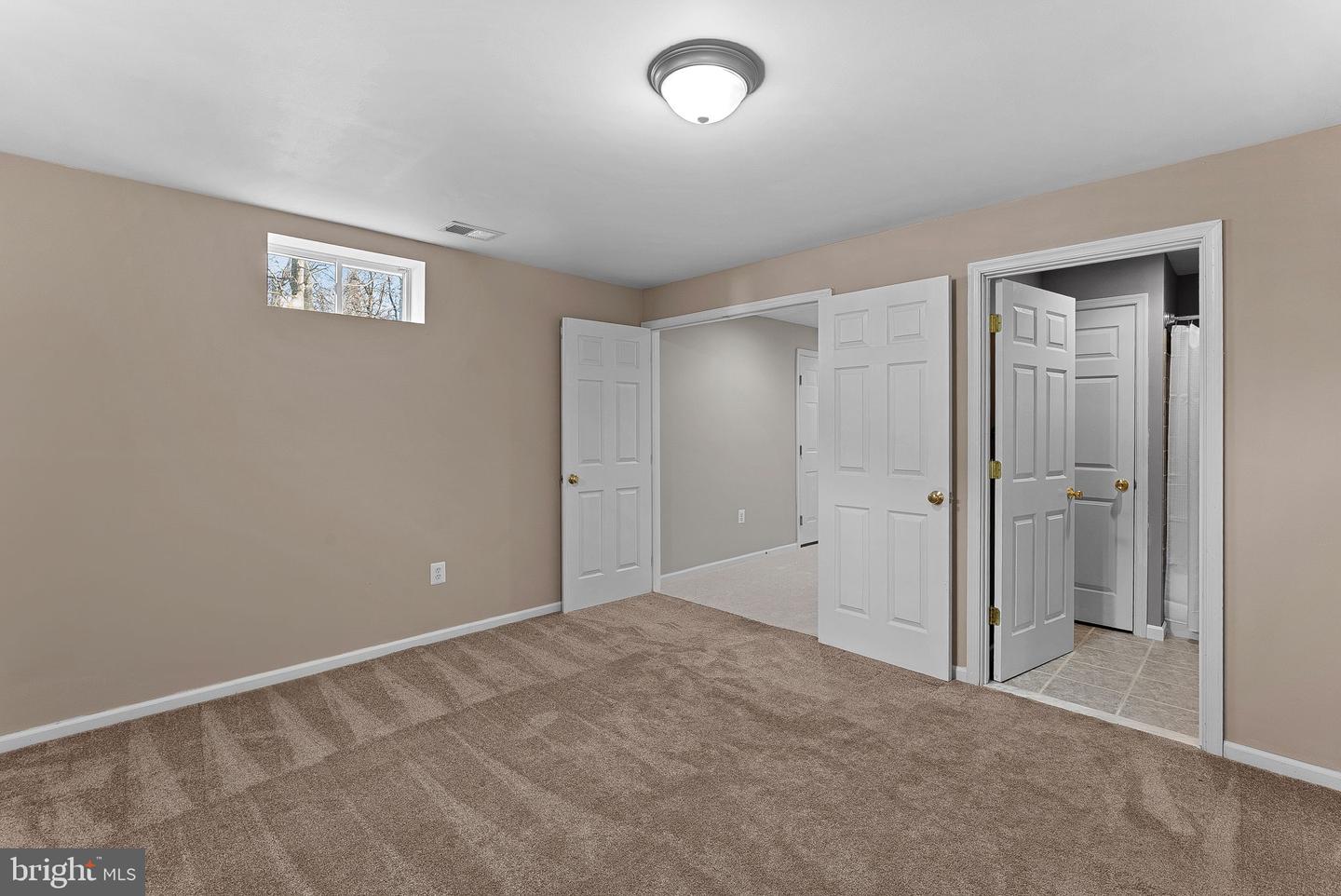 919 RHONDA PL SE, LEESBURG, Virginia 20175, 4 Bedrooms Bedrooms, ,4 BathroomsBathrooms,Residential,For sale,919 RHONDA PL SE,VALO2116704 MLS # VALO2116704