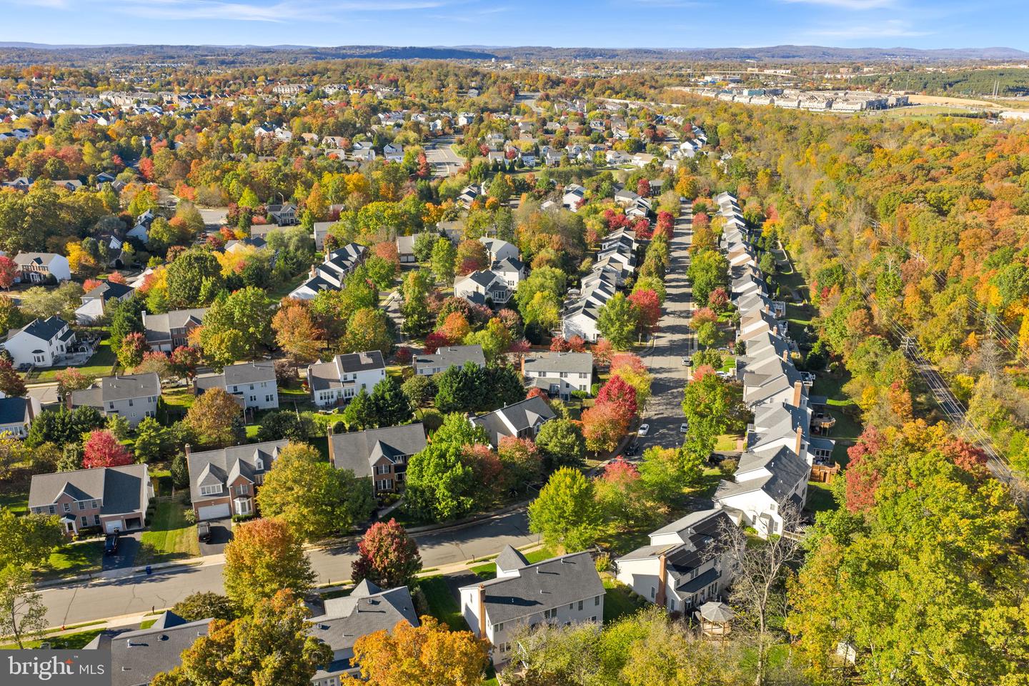 919 RHONDA PL SE, LEESBURG, Virginia 20175, 4 Bedrooms Bedrooms, ,4 BathroomsBathrooms,Residential,For sale,919 RHONDA PL SE,VALO2116704 MLS # VALO2116704