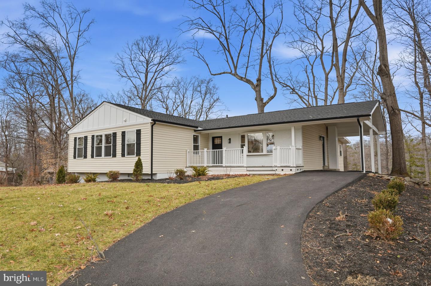 2408 WILLIAM AND MARY DR, ALEXANDRIA, Virginia 22308, 4 Bedrooms Bedrooms, ,3 BathroomsBathrooms,Residential,For sale,2408 WILLIAM AND MARY DR,VAFX2292772 MLS # VAFX2292772