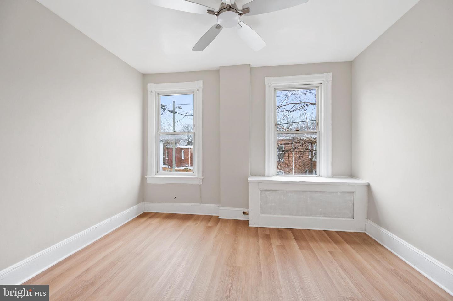 815 WEST VIRGINIA AVE NE, WASHINGTON, District Of Columbia 20002, 2 Bedrooms Bedrooms, ,1 BathroomBathrooms,Residential,For sale,815 WEST VIRGINIA AVE NE,DCDC2247812 MLS # DCDC2247812