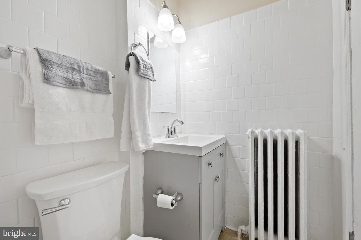 815 WEST VIRGINIA AVE NE, WASHINGTON, District Of Columbia 20002, 2 Bedrooms Bedrooms, ,1 BathroomBathrooms,Residential,For sale,815 WEST VIRGINIA AVE NE,DCDC2247812 MLS # DCDC2247812