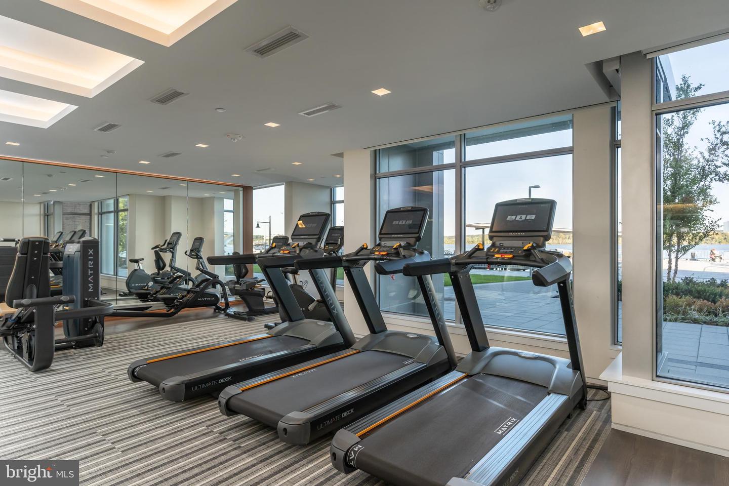 304 S UNION ST, ALEXANDRIA, Virginia 22314, 3 Bedrooms Bedrooms, ,3 BathroomsBathrooms,Residential,For sale,304 S UNION ST,VAAX2054506 MLS # VAAX2054506