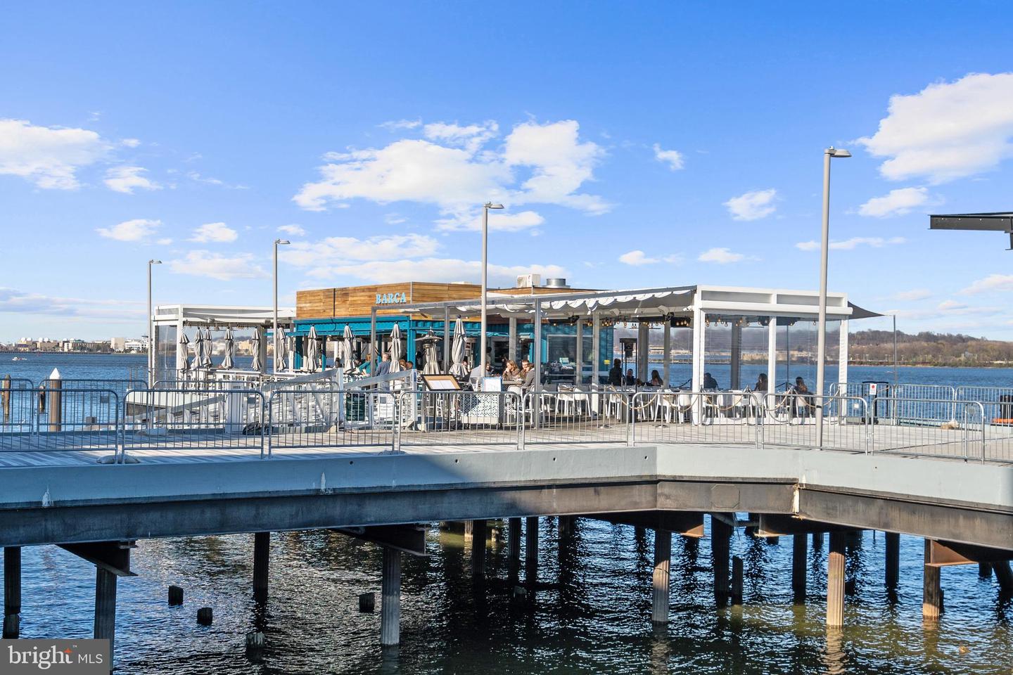 304 S UNION ST, ALEXANDRIA, Virginia 22314, 3 Bedrooms Bedrooms, ,3 BathroomsBathrooms,Residential,For sale,304 S UNION ST,VAAX2054506 MLS # VAAX2054506