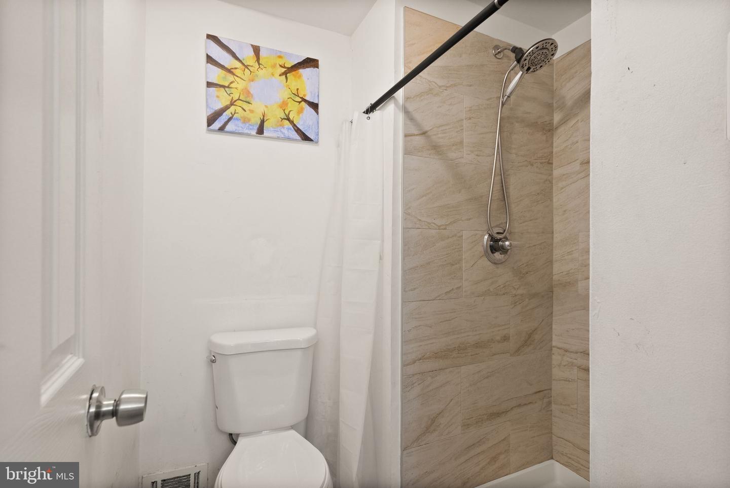 191 N COTTAGE RD, STERLING, Virginia 20164, 4 Bedrooms Bedrooms, ,2 BathroomsBathrooms,Residential,For sale,191 N COTTAGE RD,VALO2116748 MLS # VALO2116748