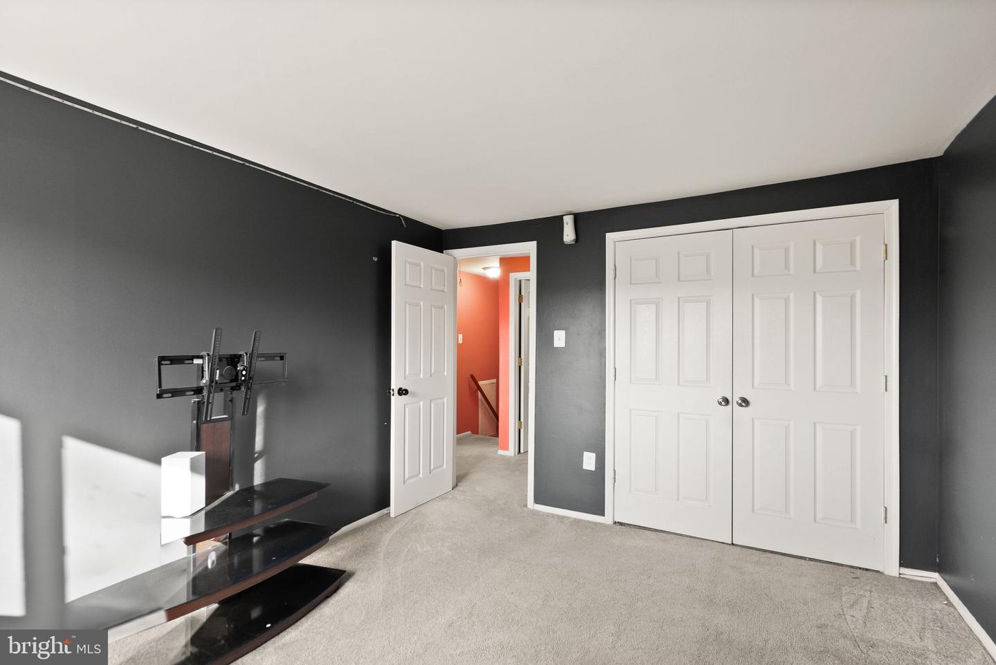 191 N COTTAGE RD, STERLING, Virginia 20164, 4 Bedrooms Bedrooms, ,2 BathroomsBathrooms,Residential,For sale,191 N COTTAGE RD,VALO2116748 MLS # VALO2116748