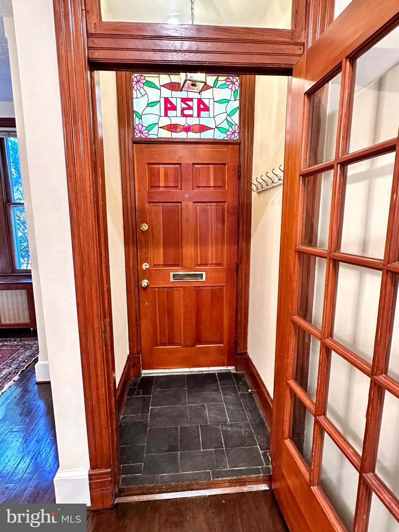 434 6TH ST NE, WASHINGTON, District Of Columbia 20002, 3 Bedrooms Bedrooms, ,2 BathroomsBathrooms,Residential,For sale,434 6TH ST NE,DCDC2247858 MLS # DCDC2247858