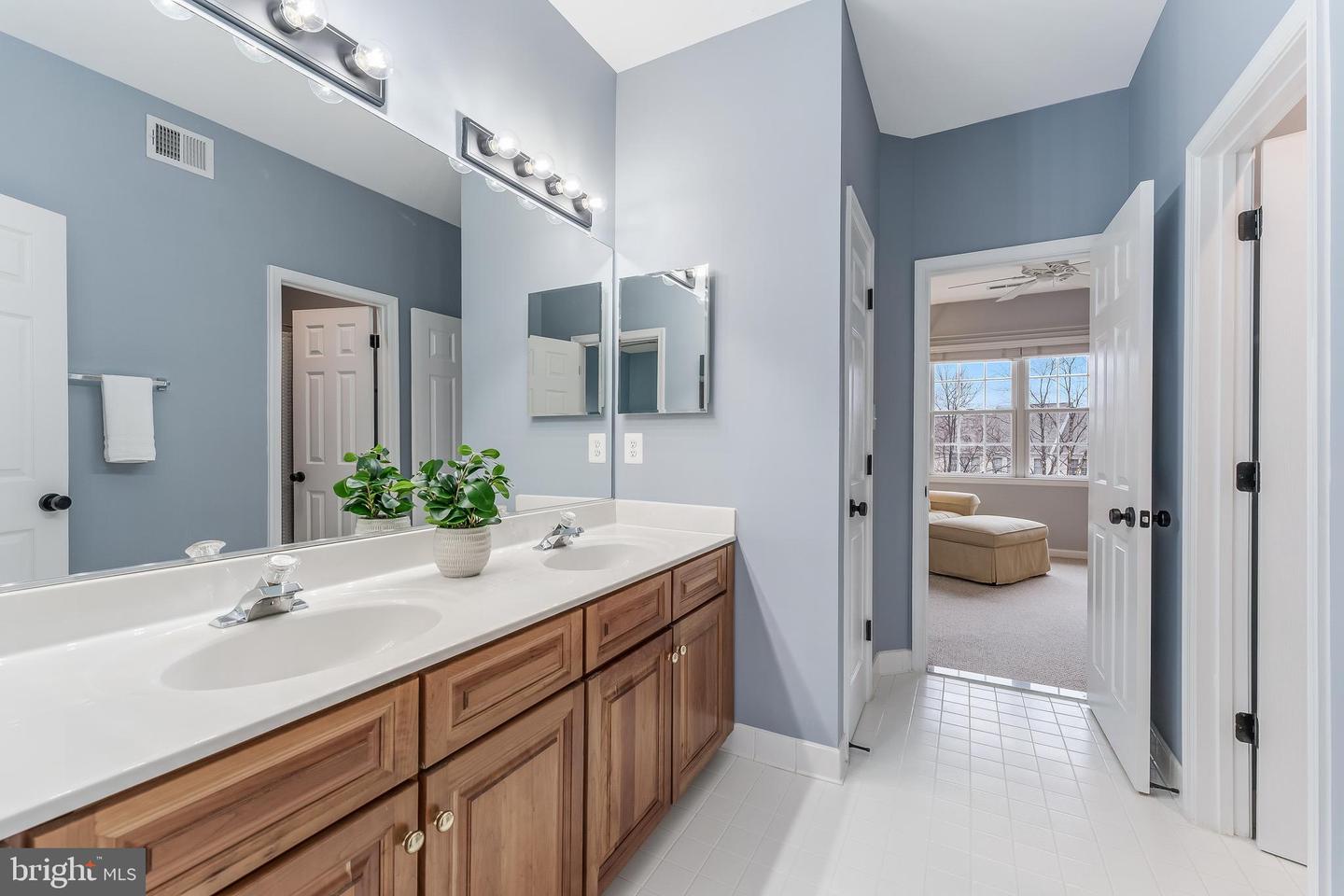 22876 ASHTON WOODS DR, BRAMBLETON, Virginia 20148, 6 Bedrooms Bedrooms, ,4 BathroomsBathrooms,Residential,For sale,22876 ASHTON WOODS DR,VALO2116752 MLS # VALO2116752