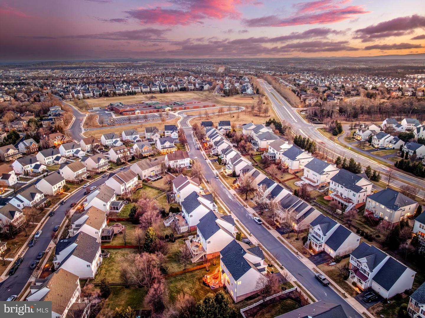 22876 ASHTON WOODS DR, BRAMBLETON, Virginia 20148, 6 Bedrooms Bedrooms, ,4 BathroomsBathrooms,Residential,For sale,22876 ASHTON WOODS DR,VALO2116752 MLS # VALO2116752