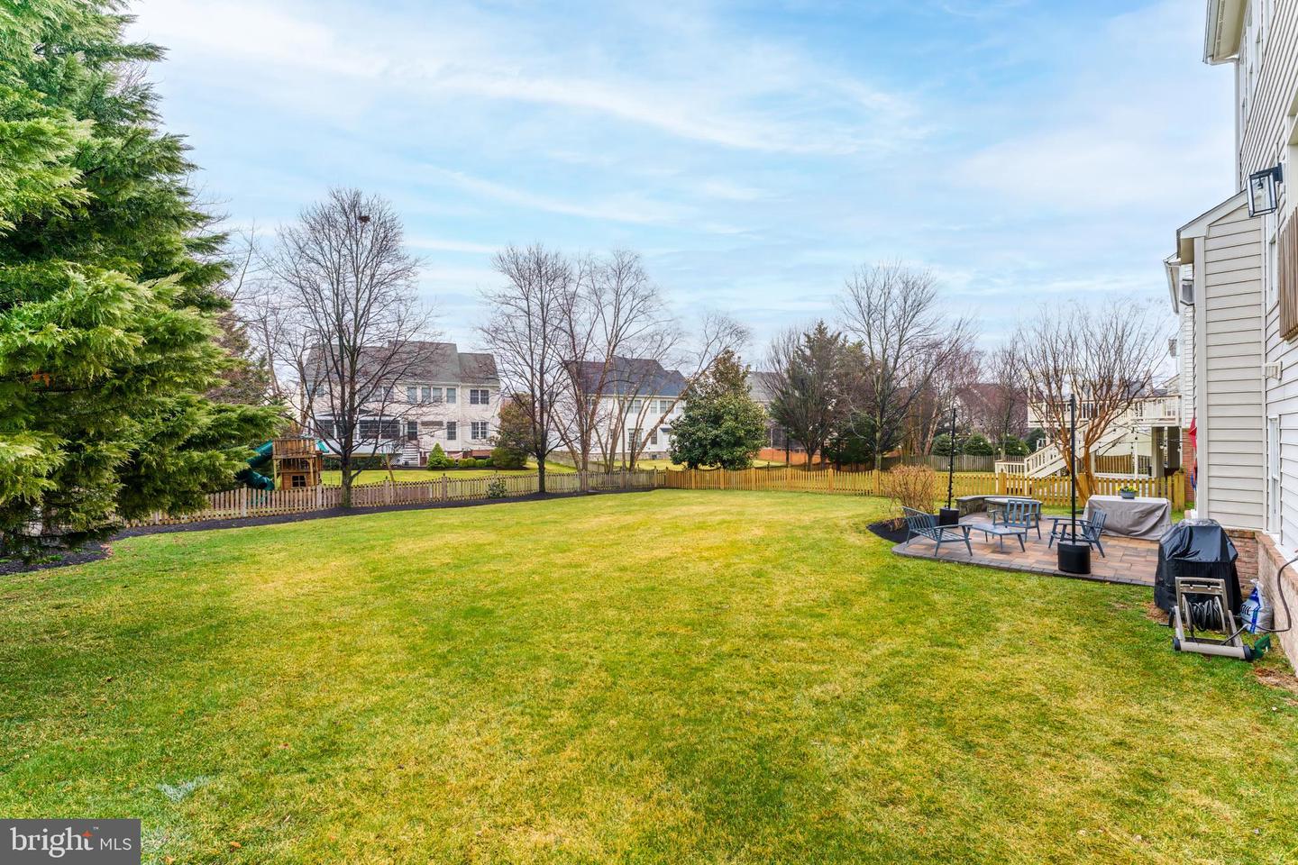 22876 ASHTON WOODS DR, BRAMBLETON, Virginia 20148, 6 Bedrooms Bedrooms, ,4 BathroomsBathrooms,Residential,For sale,22876 ASHTON WOODS DR,VALO2116752 MLS # VALO2116752