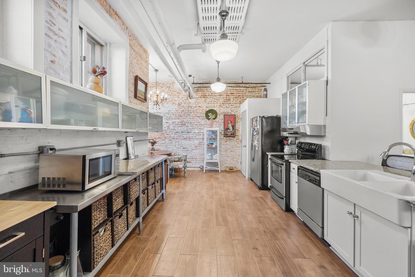 1375 MARYLAND AVE NE #B, WASHINGTON, District Of Columbia 20002, 1 Bedroom Bedrooms, ,1 BathroomBathrooms,Residential,For sale,1375 MARYLAND AVE NE #B,DCDC2247864 MLS # DCDC2247864