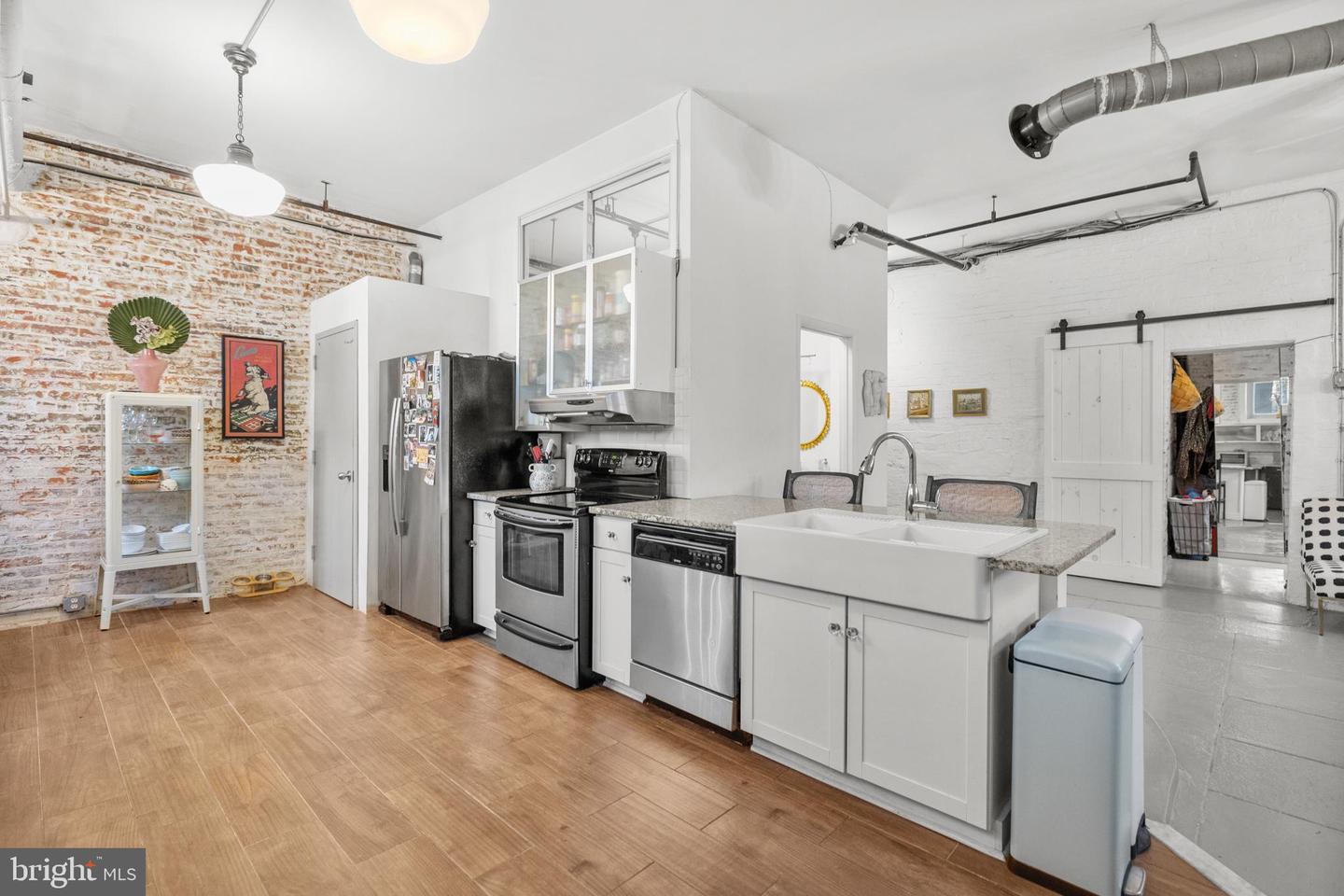 1375 MARYLAND AVE NE #B, WASHINGTON, District Of Columbia 20002, 1 Bedroom Bedrooms, ,1 BathroomBathrooms,Residential,For sale,1375 MARYLAND AVE NE #B,DCDC2247864 MLS # DCDC2247864