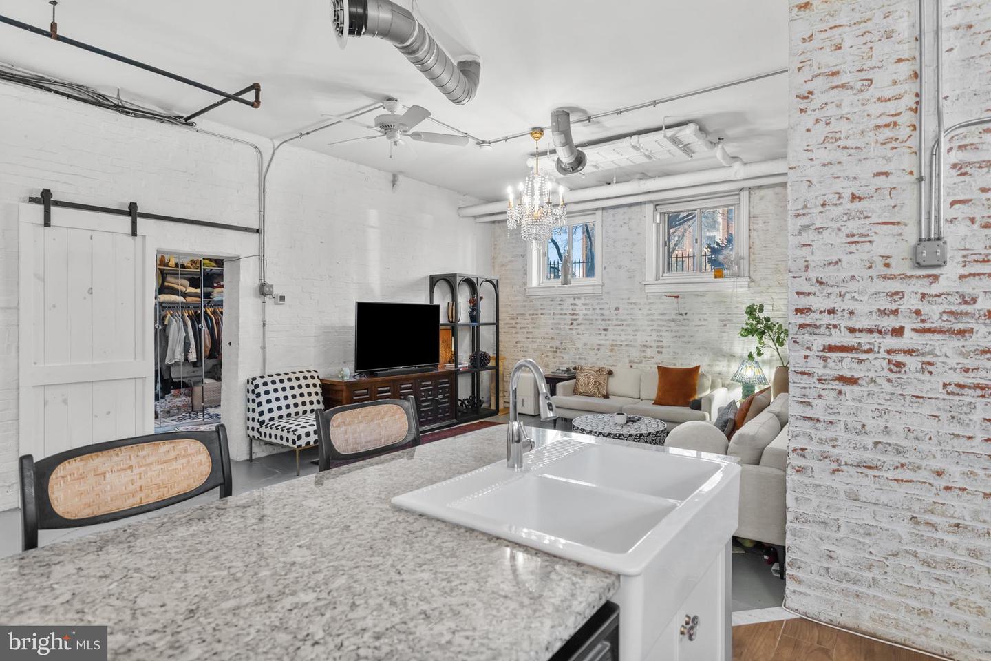 1375 MARYLAND AVE NE #B, WASHINGTON, District Of Columbia 20002, 1 Bedroom Bedrooms, ,1 BathroomBathrooms,Residential,For sale,1375 MARYLAND AVE NE #B,DCDC2247864 MLS # DCDC2247864