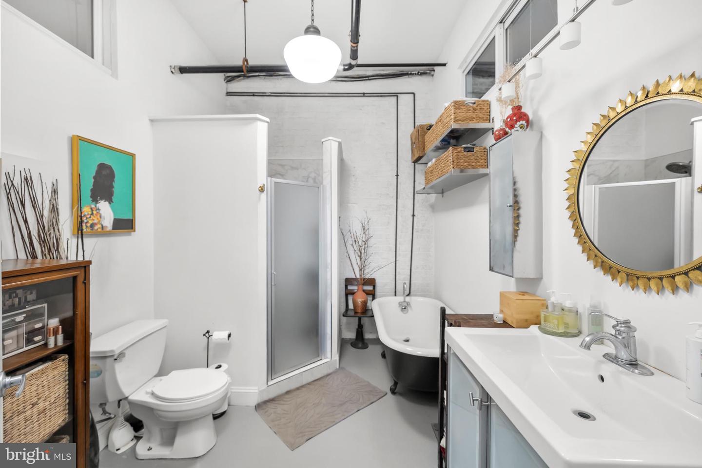 1375 MARYLAND AVE NE #B, WASHINGTON, District Of Columbia 20002, 1 Bedroom Bedrooms, ,1 BathroomBathrooms,Residential,For sale,1375 MARYLAND AVE NE #B,DCDC2247864 MLS # DCDC2247864