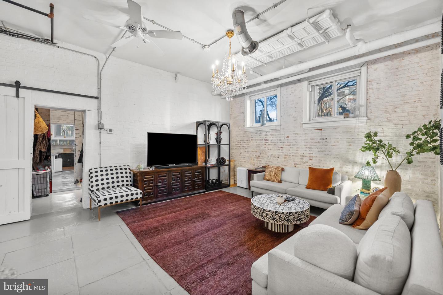 1375 MARYLAND AVE NE #B, WASHINGTON, District Of Columbia 20002, 1 Bedroom Bedrooms, ,1 BathroomBathrooms,Residential,For sale,1375 MARYLAND AVE NE #B,DCDC2247864 MLS # DCDC2247864