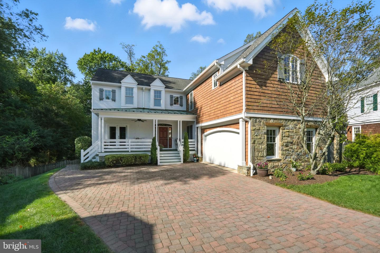 201 PRESCOTT CIR SE, VIENNA, Virginia 22180, 5 Bedrooms Bedrooms, ,4 BathroomsBathrooms,Residential,For sale,201 PRESCOTT CIR SE,VAFX2292856 MLS # VAFX2292856