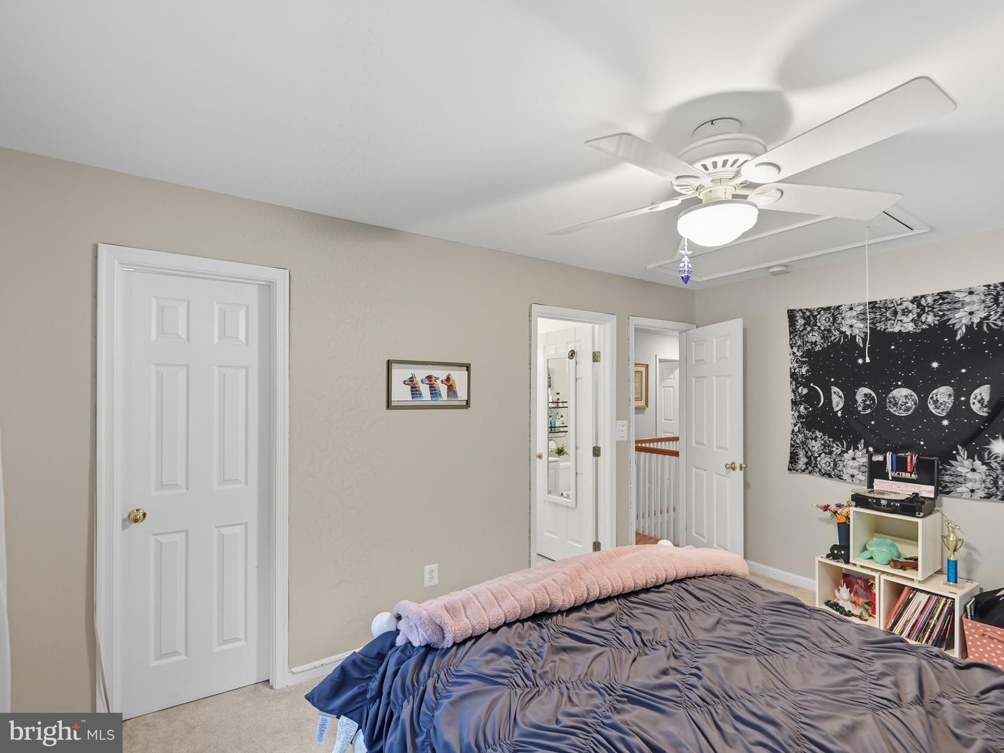 201 PRESCOTT CIR SE, VIENNA, Virginia 22180, 5 Bedrooms Bedrooms, ,4 BathroomsBathrooms,Residential,For sale,201 PRESCOTT CIR SE,VAFX2292856 MLS # VAFX2292856