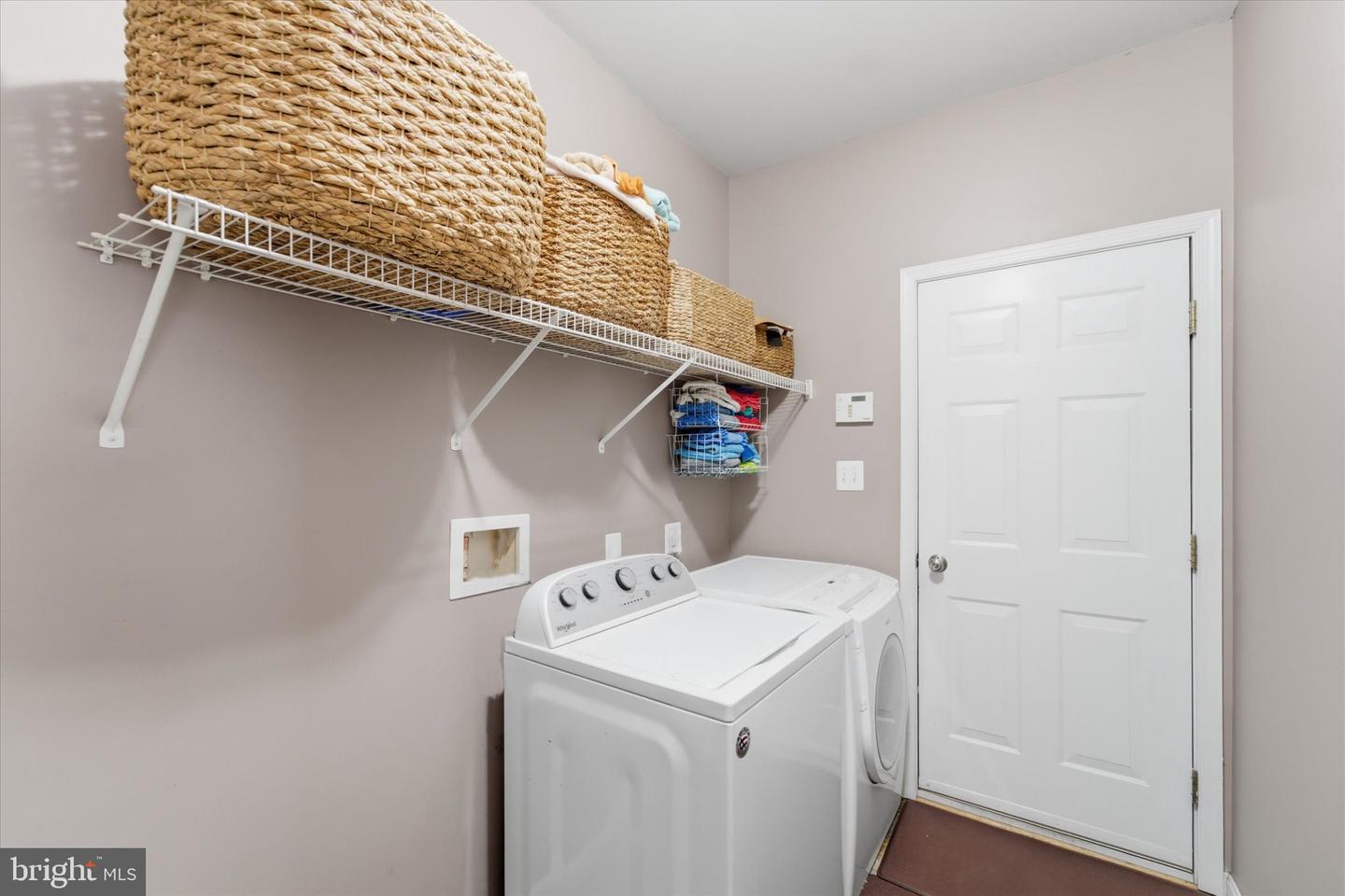 6909 MILL VALLEY DR, WARRENTON, Virginia 20187, 5 Bedrooms Bedrooms, ,4 BathroomsBathrooms,Residential,For sale,6909 MILL VALLEY DR,VAFQ2020722 MLS # VAFQ2020722