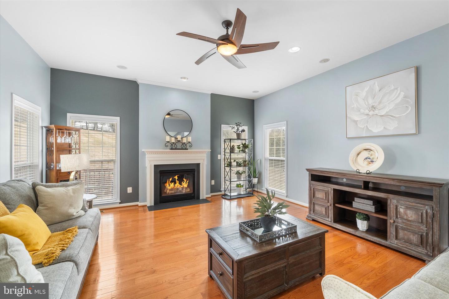 6909 MILL VALLEY DR, WARRENTON, Virginia 20187, 5 Bedrooms Bedrooms, ,4 BathroomsBathrooms,Residential,For sale,6909 MILL VALLEY DR,VAFQ2020722 MLS # VAFQ2020722