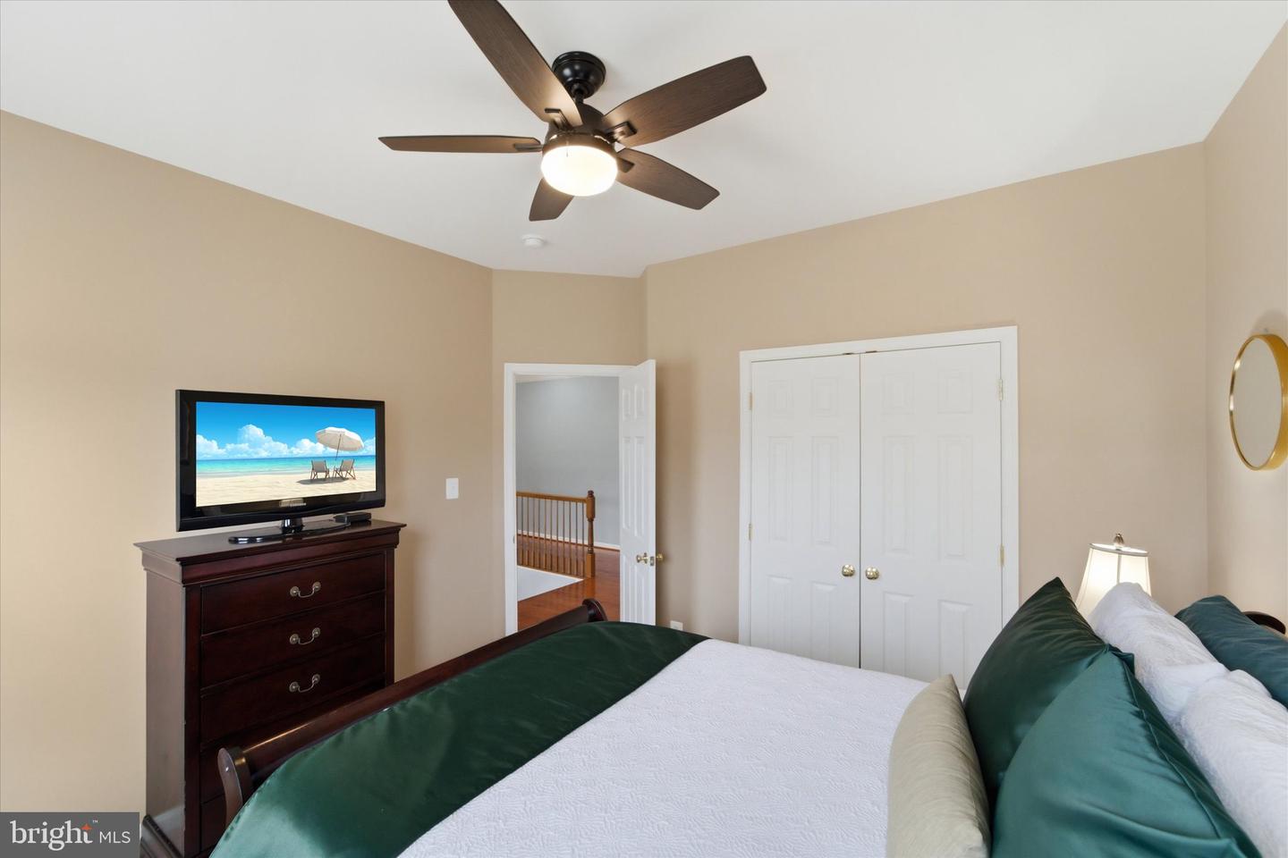 6909 MILL VALLEY DR, WARRENTON, Virginia 20187, 5 Bedrooms Bedrooms, ,4 BathroomsBathrooms,Residential,For sale,6909 MILL VALLEY DR,VAFQ2020722 MLS # VAFQ2020722