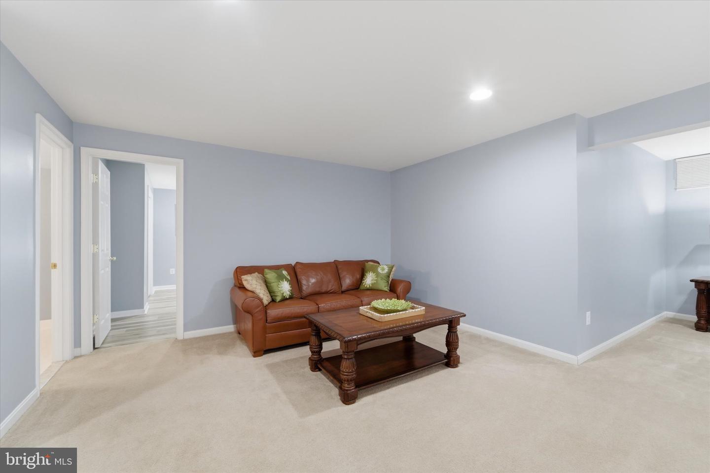 6909 MILL VALLEY DR, WARRENTON, Virginia 20187, 5 Bedrooms Bedrooms, ,4 BathroomsBathrooms,Residential,For sale,6909 MILL VALLEY DR,VAFQ2020722 MLS # VAFQ2020722