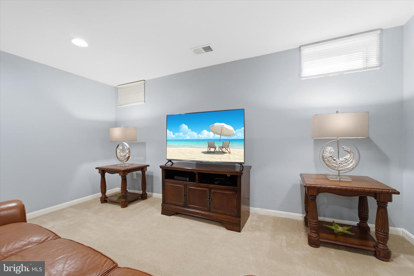 6909 MILL VALLEY DR, WARRENTON, Virginia 20187, 5 Bedrooms Bedrooms, ,4 BathroomsBathrooms,Residential,For sale,6909 MILL VALLEY DR,VAFQ2020722 MLS # VAFQ2020722