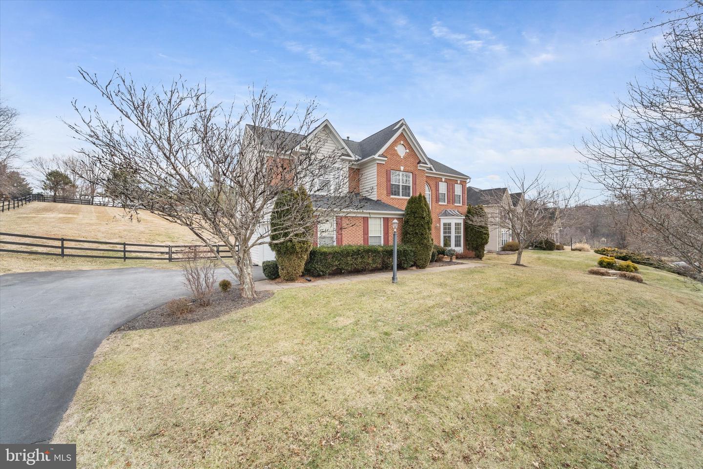 6909 MILL VALLEY DR, WARRENTON, Virginia 20187, 5 Bedrooms Bedrooms, ,4 BathroomsBathrooms,Residential,For sale,6909 MILL VALLEY DR,VAFQ2020722 MLS # VAFQ2020722