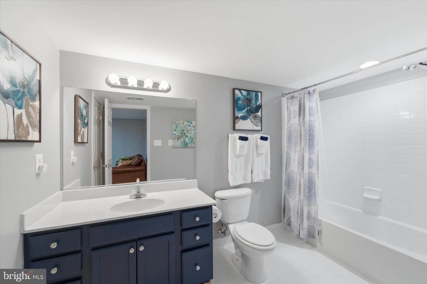 6909 MILL VALLEY DR, WARRENTON, Virginia 20187, 5 Bedrooms Bedrooms, ,4 BathroomsBathrooms,Residential,For sale,6909 MILL VALLEY DR,VAFQ2020722 MLS # VAFQ2020722