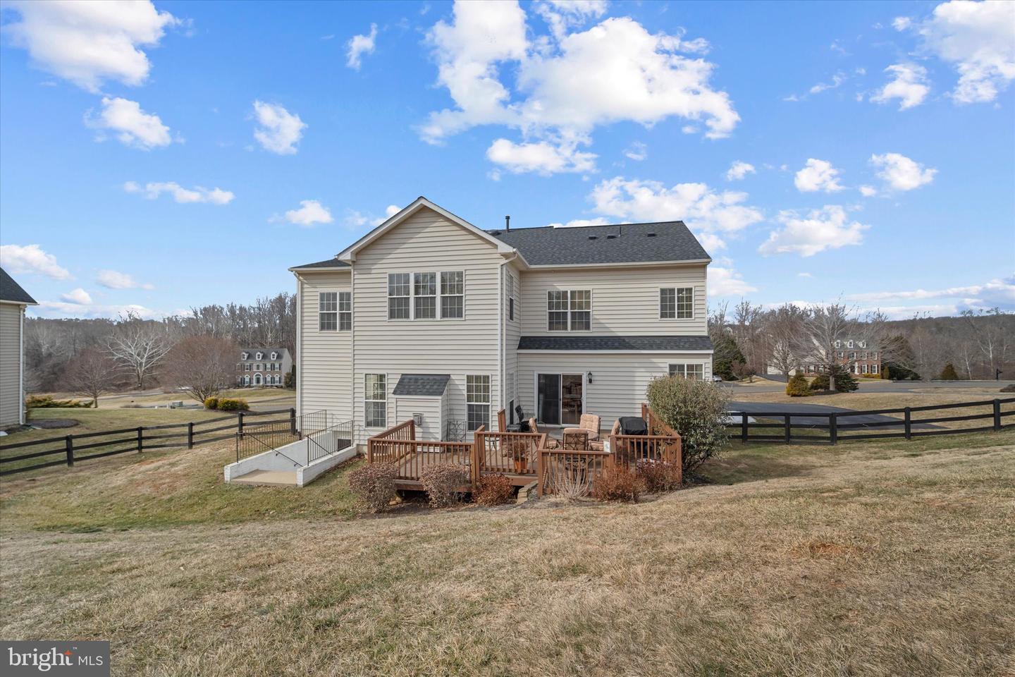 6909 MILL VALLEY DR, WARRENTON, Virginia 20187, 5 Bedrooms Bedrooms, ,4 BathroomsBathrooms,Residential,For sale,6909 MILL VALLEY DR,VAFQ2020722 MLS # VAFQ2020722