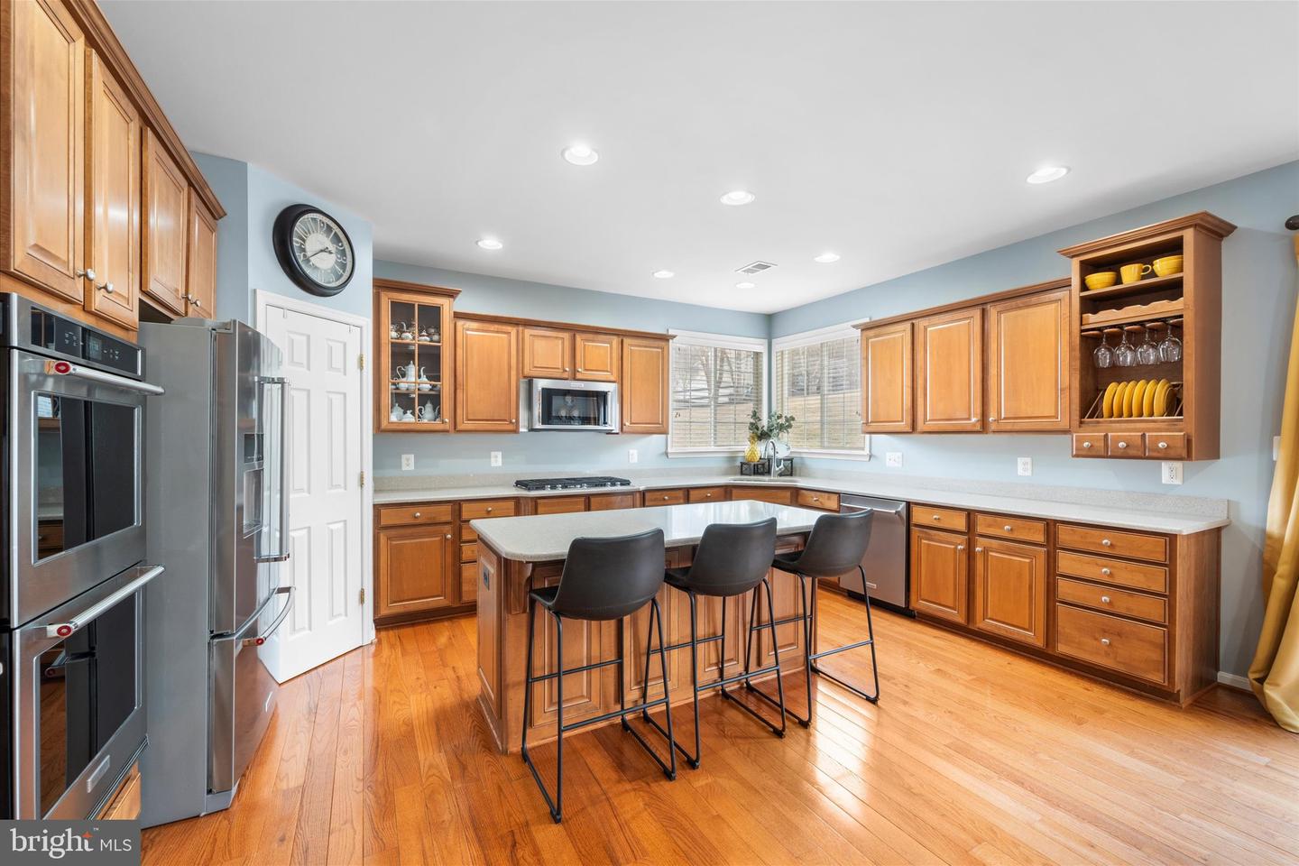 6909 MILL VALLEY DR, WARRENTON, Virginia 20187, 5 Bedrooms Bedrooms, ,4 BathroomsBathrooms,Residential,For sale,6909 MILL VALLEY DR,VAFQ2020722 MLS # VAFQ2020722