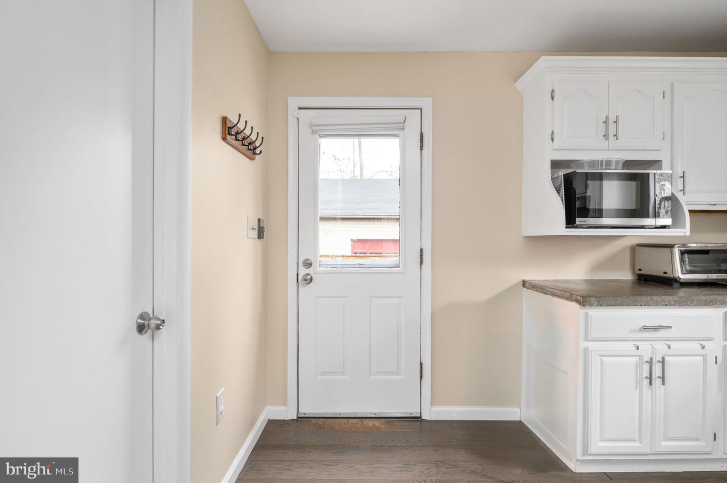 513 LAKEVIEW PKWY, LOCUST GROVE, Virginia 22508, 4 Bedrooms Bedrooms, ,3 BathroomsBathrooms,Residential,For sale,513 LAKEVIEW PKWY,VAOR2013424 MLS # VAOR2013424