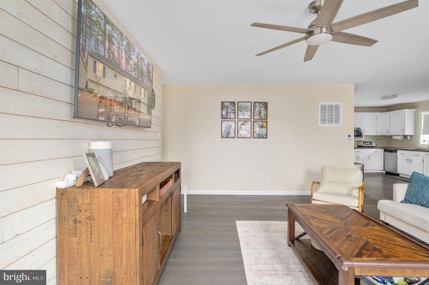 513 LAKEVIEW PKWY, LOCUST GROVE, Virginia 22508, 4 Bedrooms Bedrooms, ,3 BathroomsBathrooms,Residential,For sale,513 LAKEVIEW PKWY,VAOR2013424 MLS # VAOR2013424