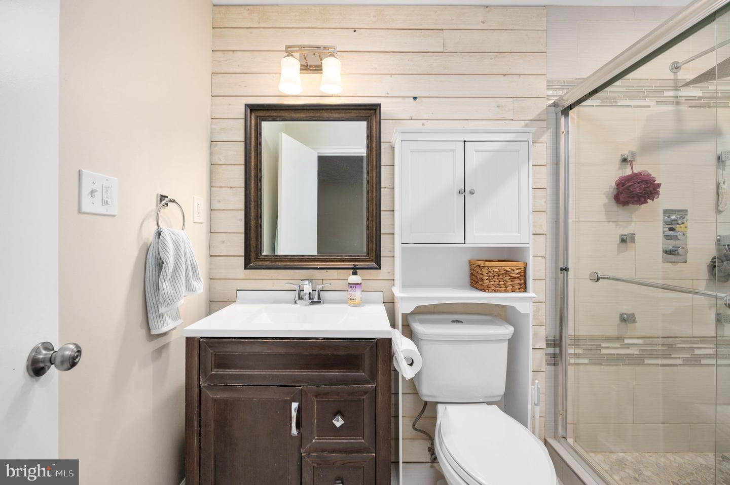 513 LAKEVIEW PKWY, LOCUST GROVE, Virginia 22508, 4 Bedrooms Bedrooms, ,3 BathroomsBathrooms,Residential,For sale,513 LAKEVIEW PKWY,VAOR2013424 MLS # VAOR2013424