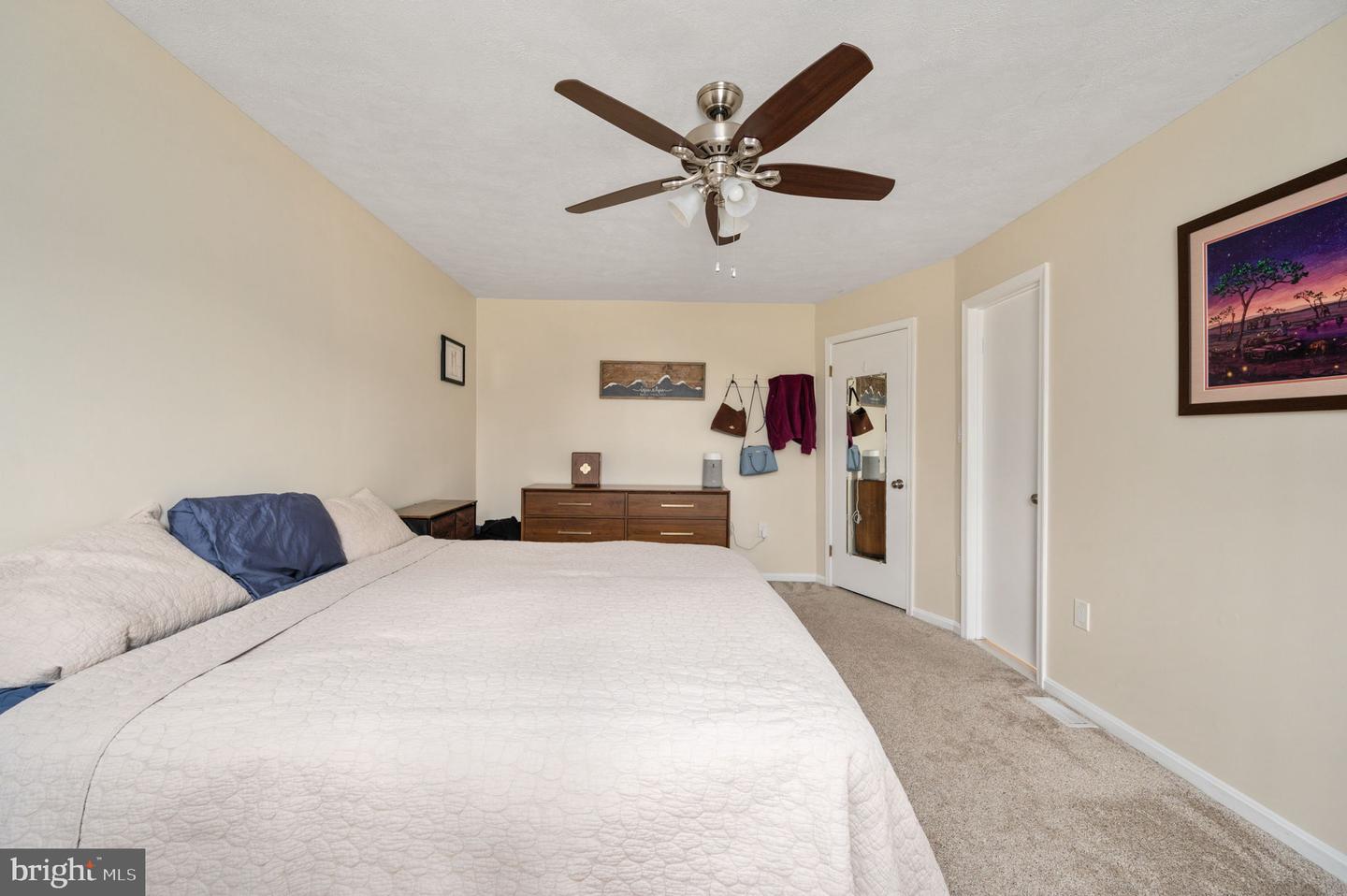 513 LAKEVIEW PKWY, LOCUST GROVE, Virginia 22508, 4 Bedrooms Bedrooms, ,3 BathroomsBathrooms,Residential,For sale,513 LAKEVIEW PKWY,VAOR2013424 MLS # VAOR2013424