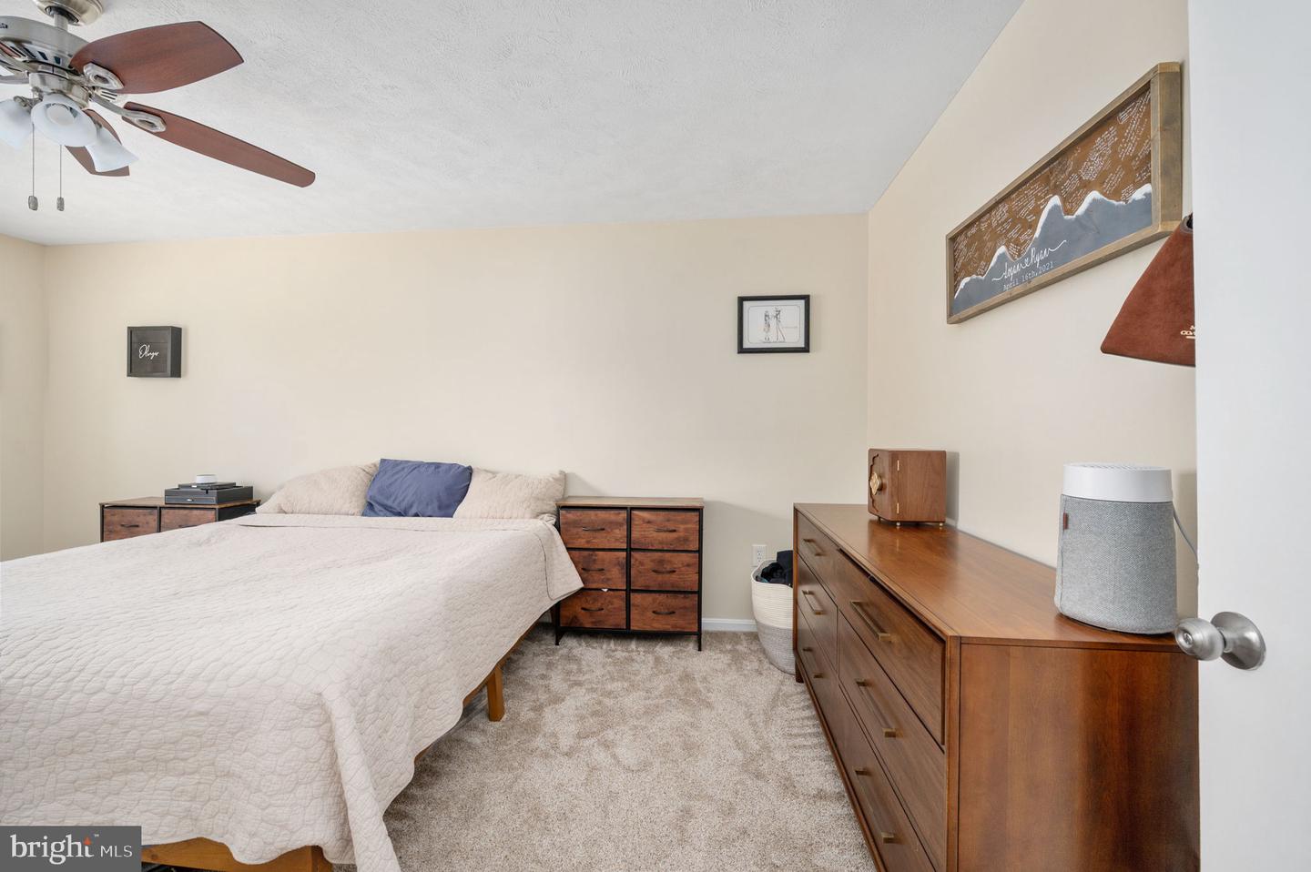 513 LAKEVIEW PKWY, LOCUST GROVE, Virginia 22508, 4 Bedrooms Bedrooms, ,3 BathroomsBathrooms,Residential,For sale,513 LAKEVIEW PKWY,VAOR2013424 MLS # VAOR2013424