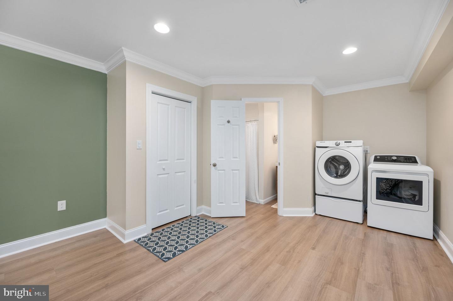 513 LAKEVIEW PKWY, LOCUST GROVE, Virginia 22508, 4 Bedrooms Bedrooms, ,3 BathroomsBathrooms,Residential,For sale,513 LAKEVIEW PKWY,VAOR2013424 MLS # VAOR2013424